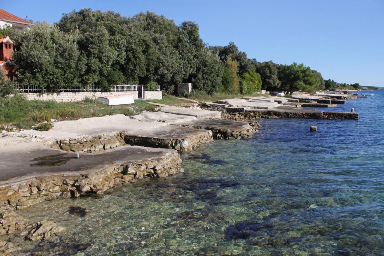 Family Friendly Seaside Apartments Kozino, Zadar - 5749 Petrcane Eksteriør bilde
