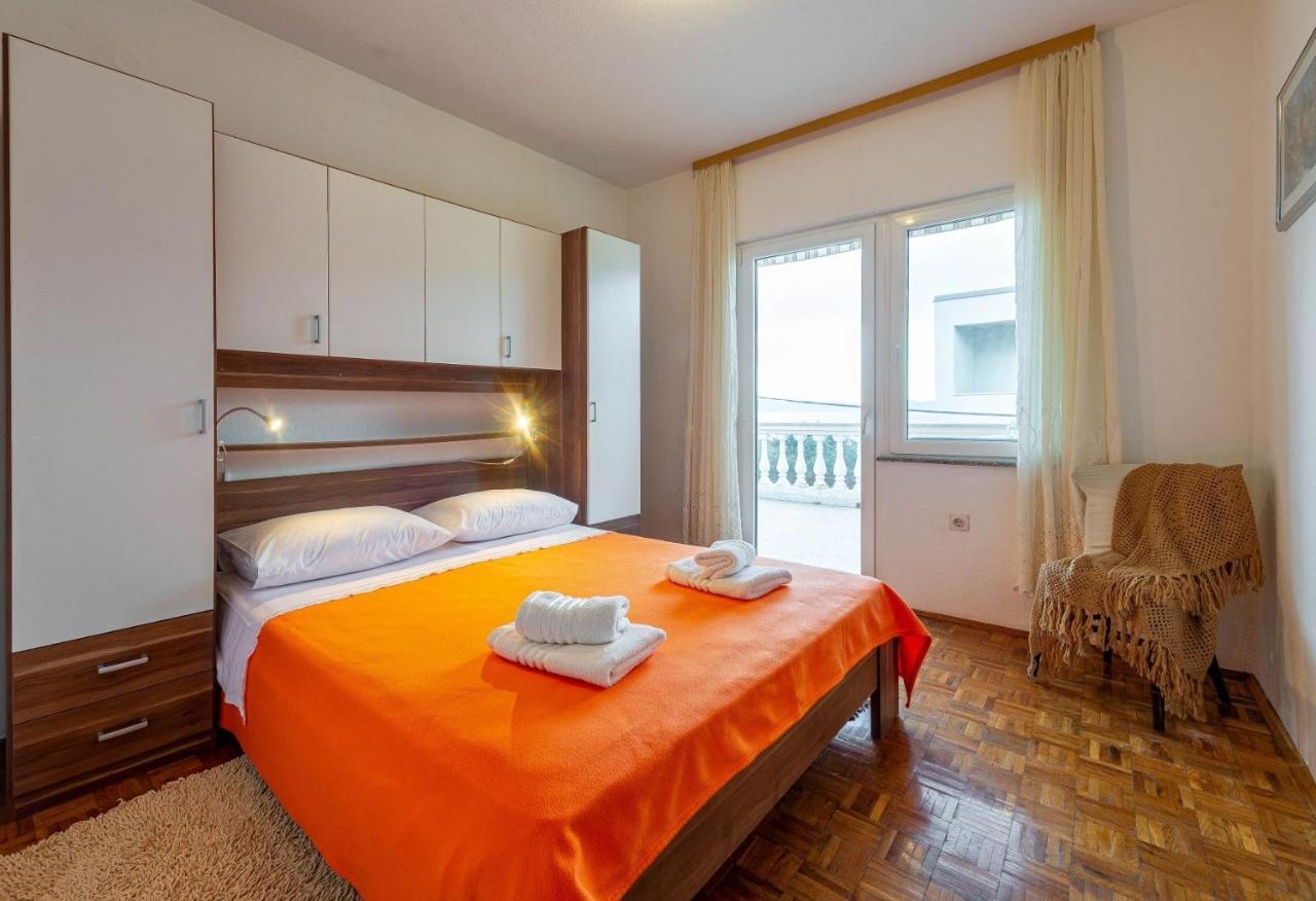 Family Friendly Seaside Apartments Kozino, Zadar - 5749 Petrcane Eksteriør bilde