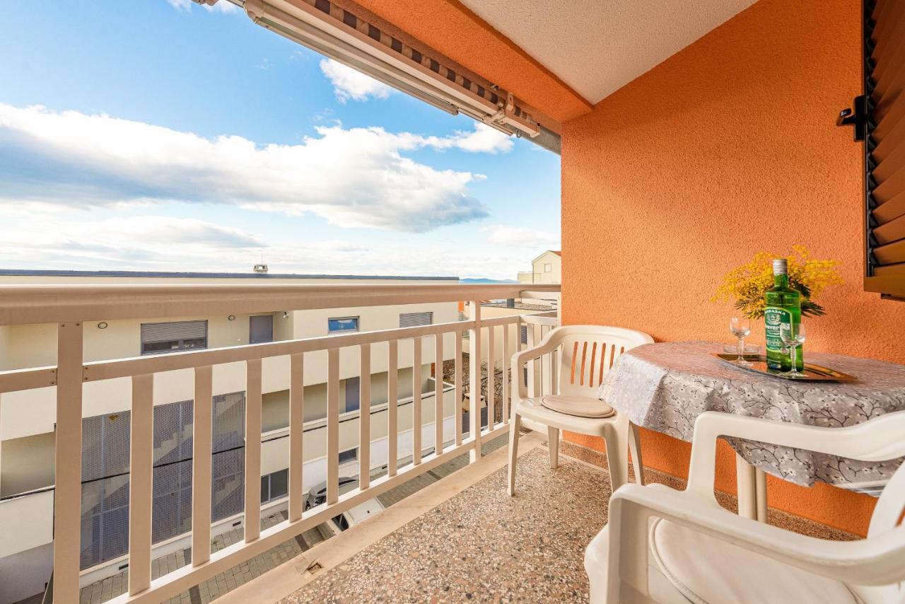Family Friendly Seaside Apartments Kozino, Zadar - 5749 Petrcane Eksteriør bilde