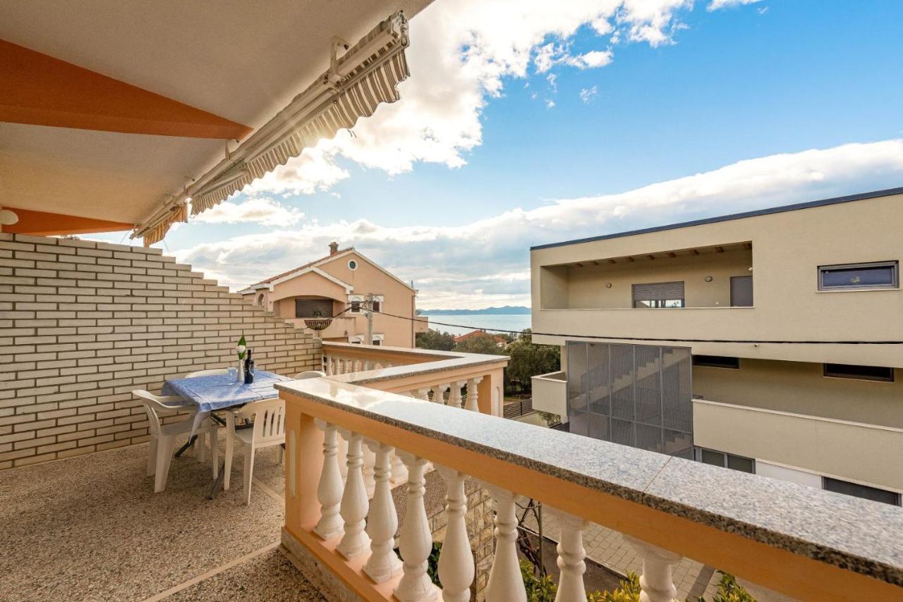 Family Friendly Seaside Apartments Kozino, Zadar - 5749 Petrcane Eksteriør bilde